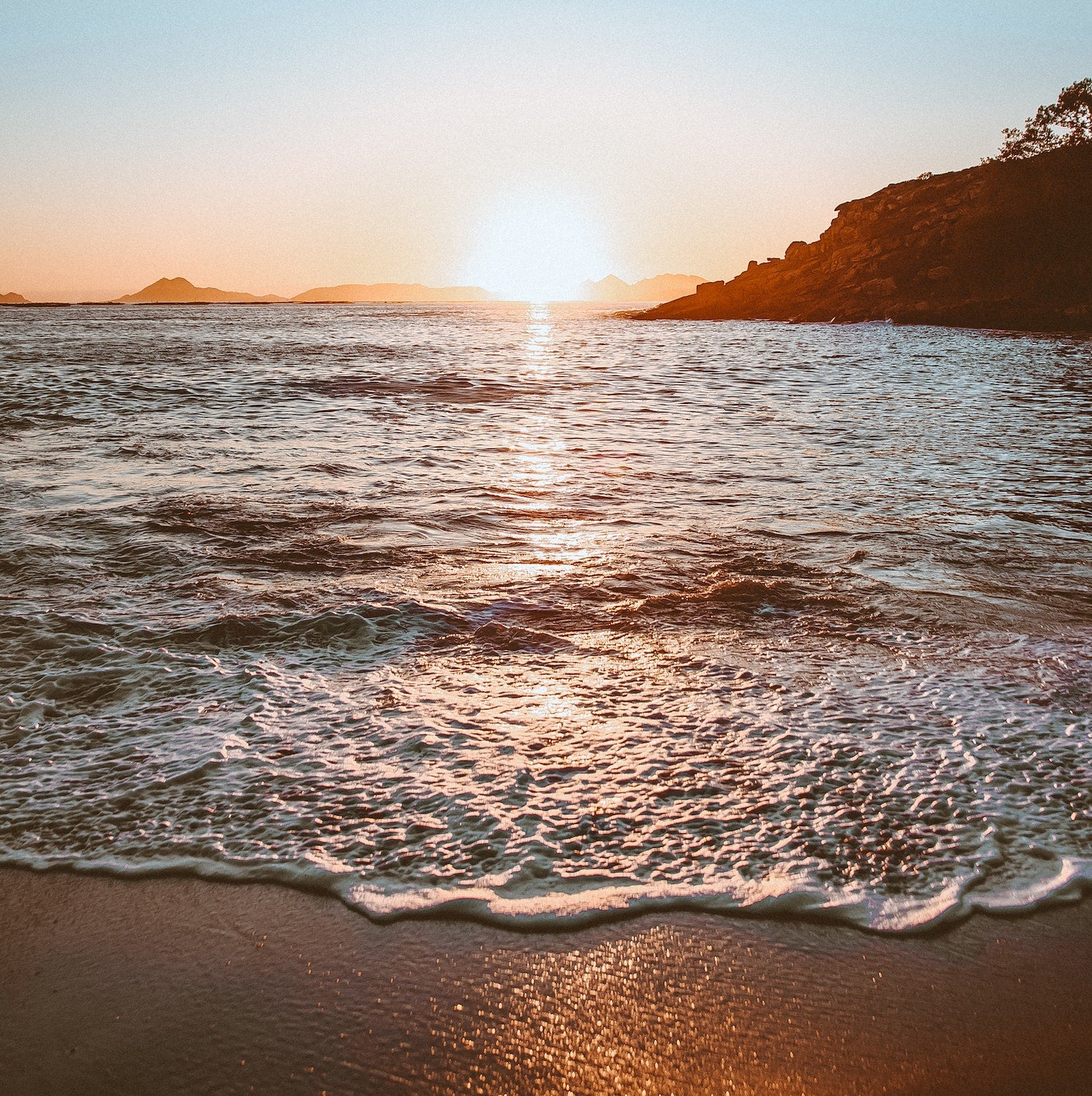 wuli-meaning-image-beach-sunrise